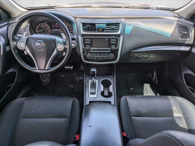Used 2018 Nissan Altima 2.5 SR FWD image 16