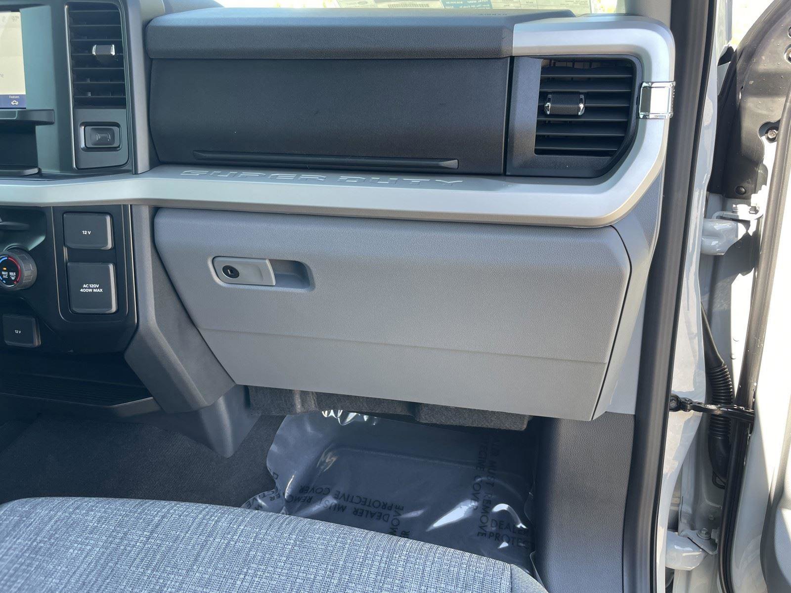 New 2026 Ford F250 XLT image 32