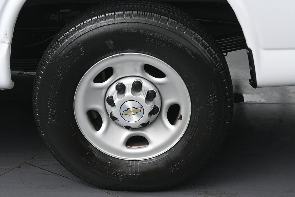 Used 2023 Chevrolet Express 3500 LS RWD image 11