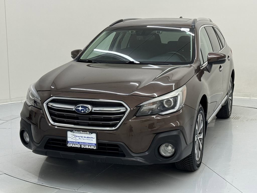 Used 2019 Subaru Outback 2.5i Touring AWD/4WD image 1