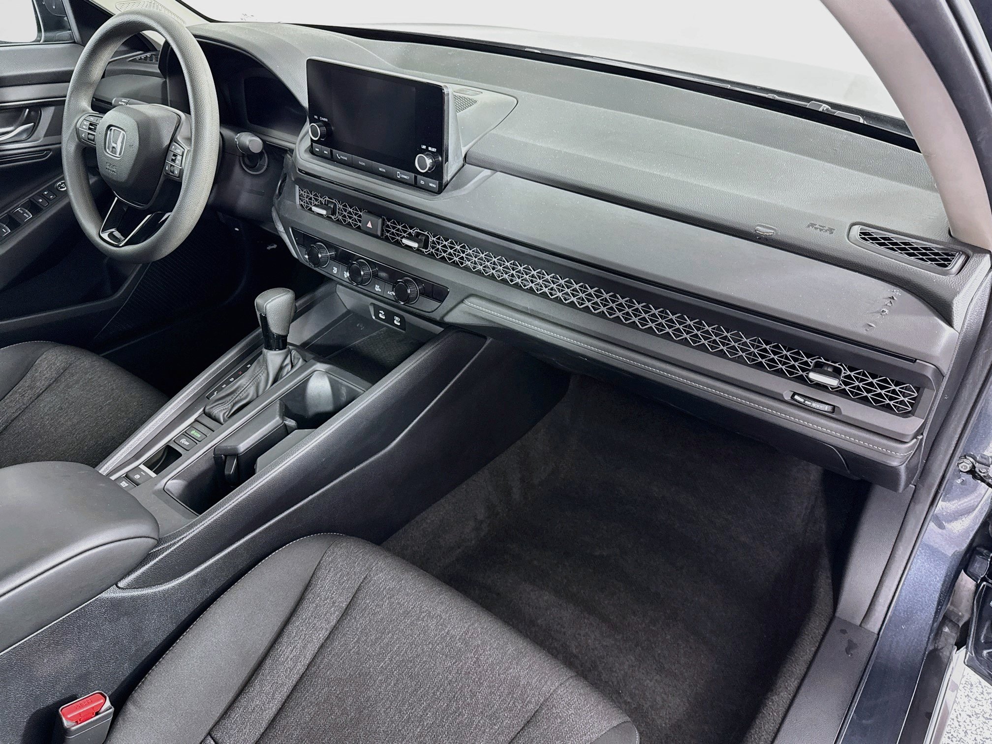 Certified 2024 Honda Accord EX image 28