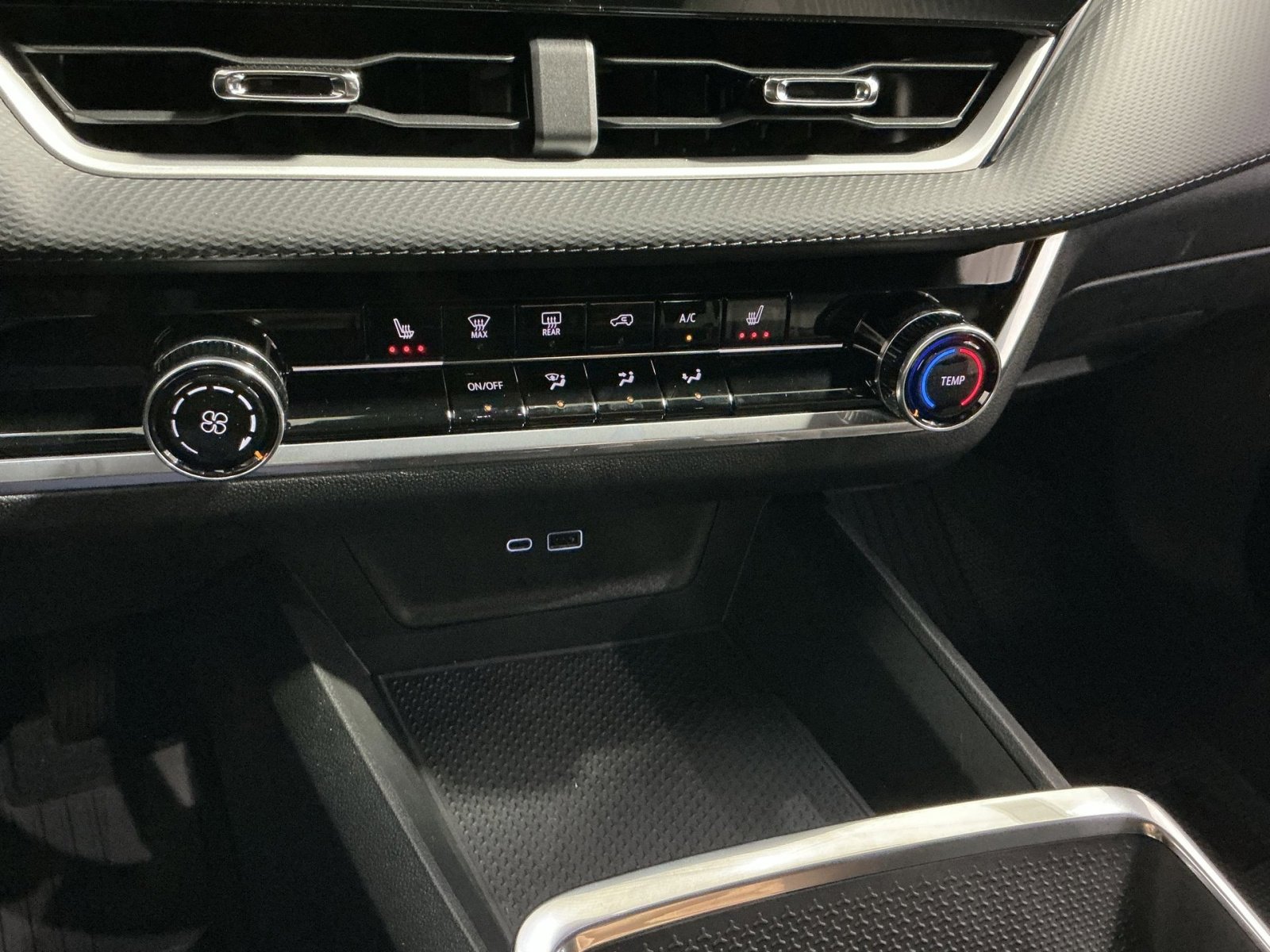 New 2026 Chevrolet Equinox LT w/ Safety and Technology Package image 29