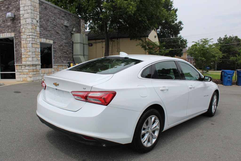 Used 2019 Chevrolet Malibu LT FWD image 5