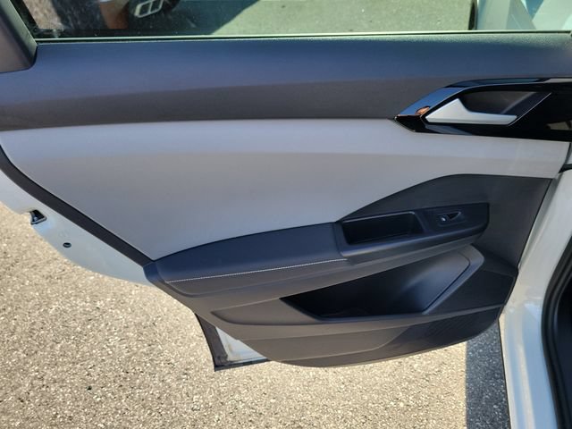 Certified 2024 Volkswagen Taos S FWD image 8