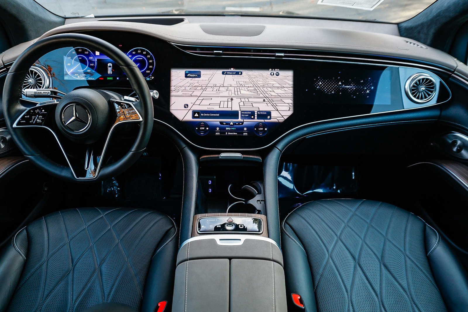 Used 2023 Mercedes-Benz EQS 580 4MATIC SUV image 10