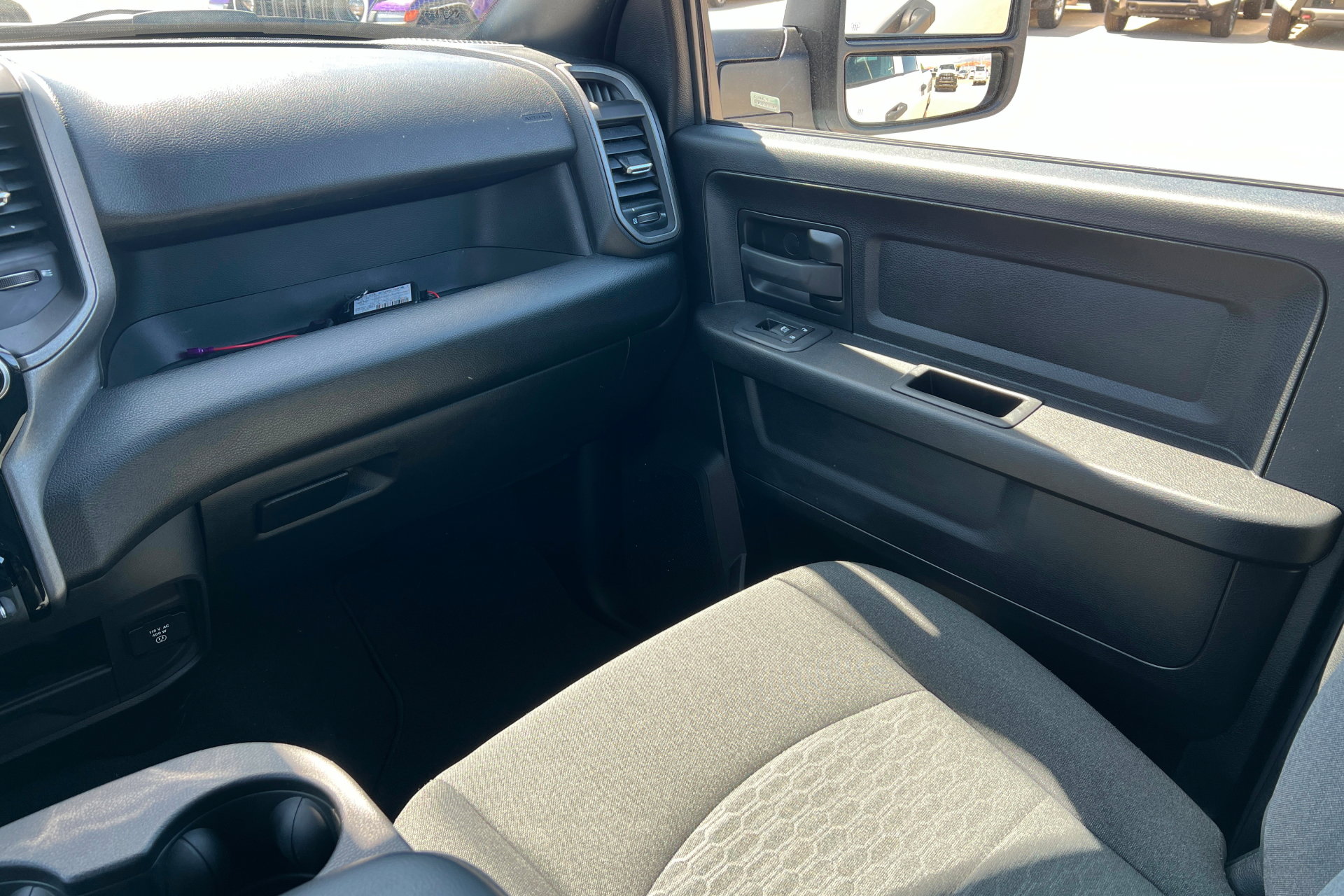 Used 2025 RAM 2500 Tradesman AWD/4WD image 11