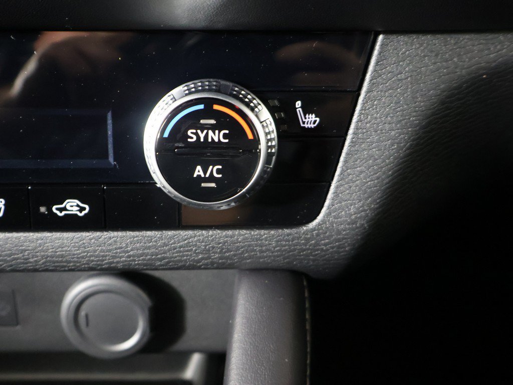 New 2027 Mitsubishi Outlander LE AWD/4WD image 49