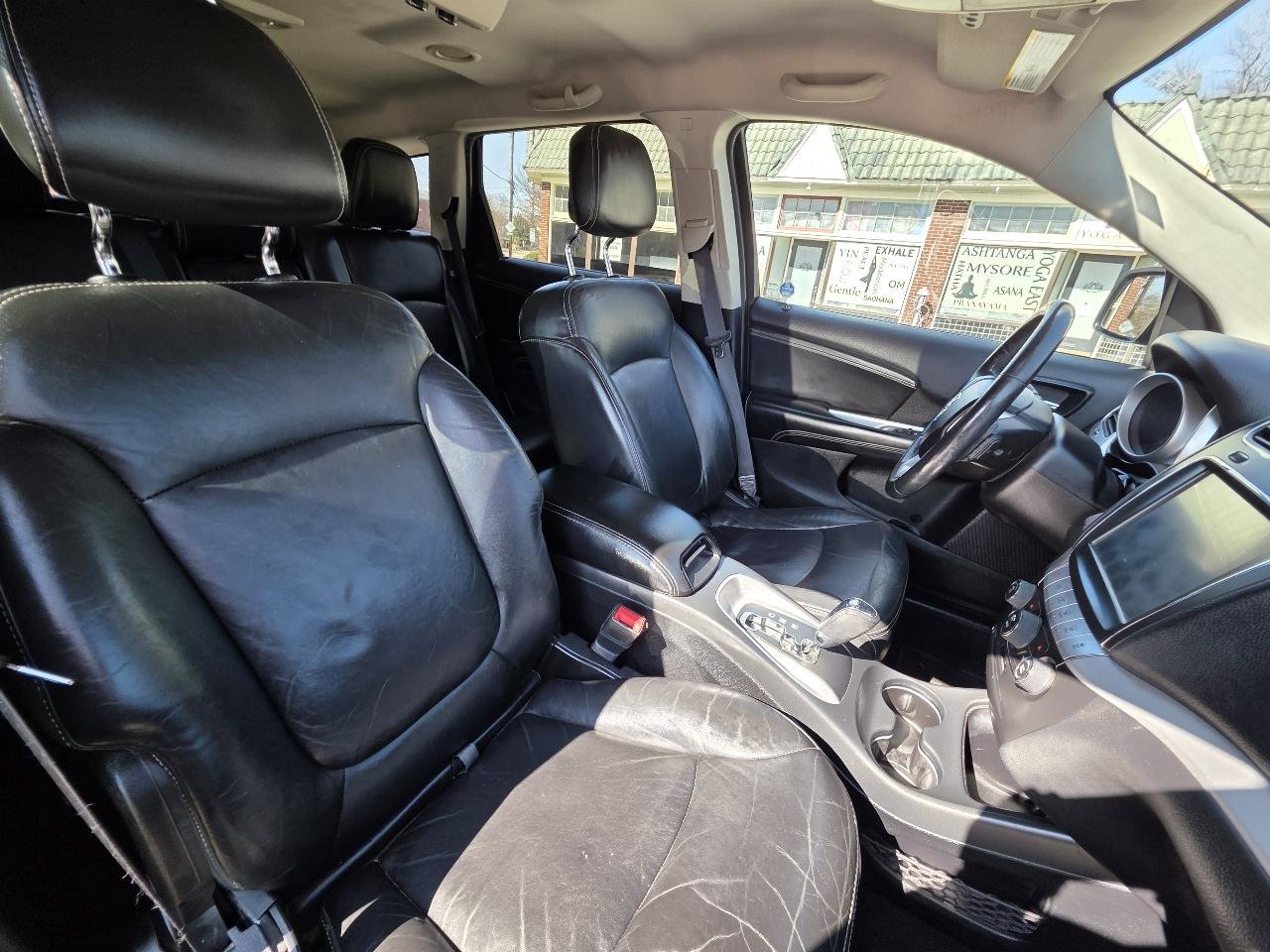 Used 2015 Dodge Journey SXT w/ Flexible Seating Group image 43