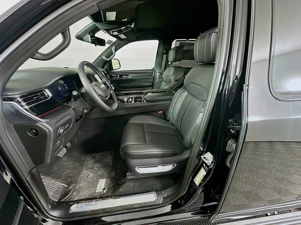 New 2026 Jeep Grand Wagoneer L Summit image 28