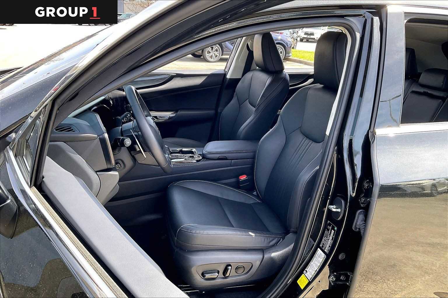 Used 2024 Lexus NX 250 Premium w/ Cold Area Package image 7