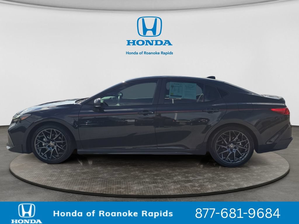 Used 2025 Toyota Camry XSE FWD image 2