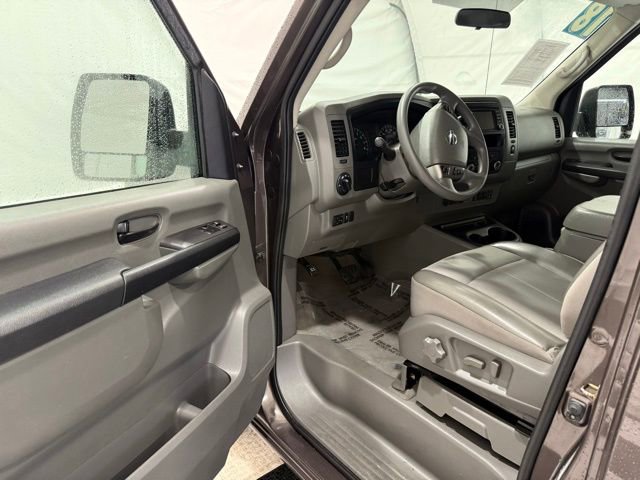 Used 2018 Nissan NV 3500 SV w/ Navigation Package image 25