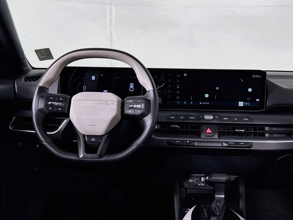 Used 2026 Kia K4 GT-Line w/ GT-Line Premium Package FWD image 12
