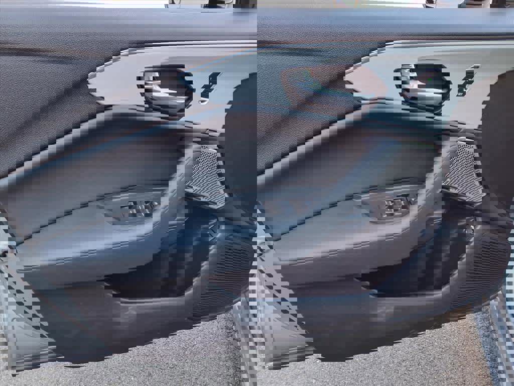 Certified 2025 Acura TLX w/ Technology Package image 11