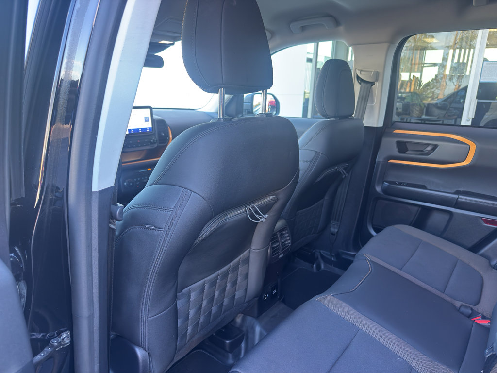 Used 2023 Ford Bronco Sport Badlands image 7