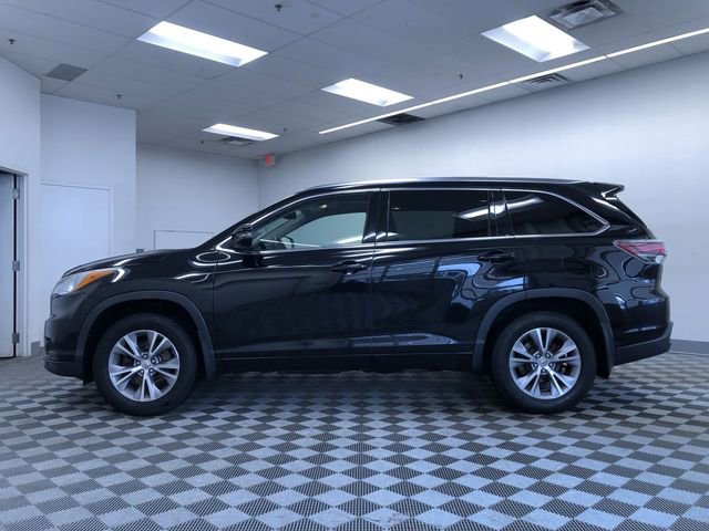 Used 2015 Toyota Highlander XLE image 11
