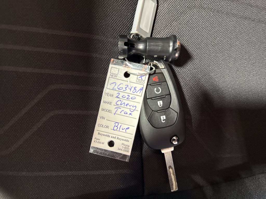 Used 2020 Chevrolet Trax LT FWD image 21