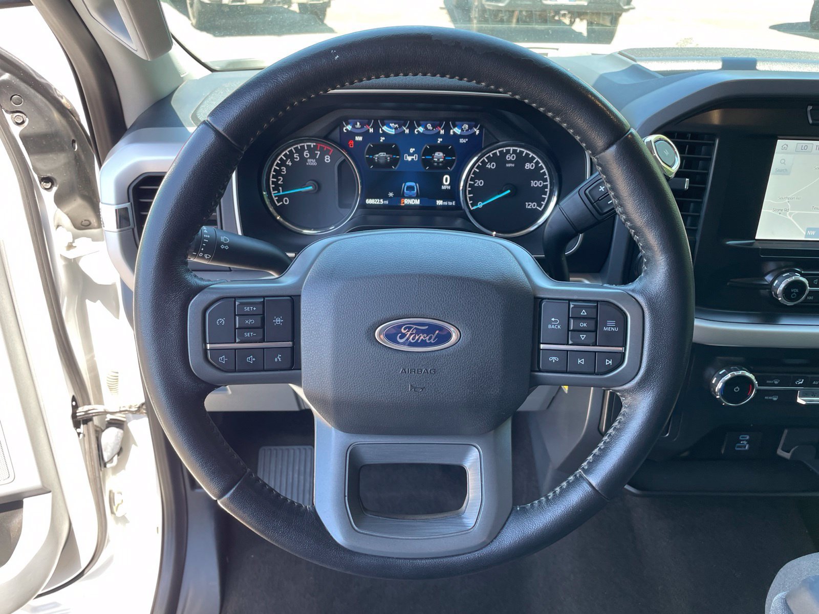 Used 2022 Ford F150 XLT w/ Equipment Group 301A Mid AWD/4WD image 18
