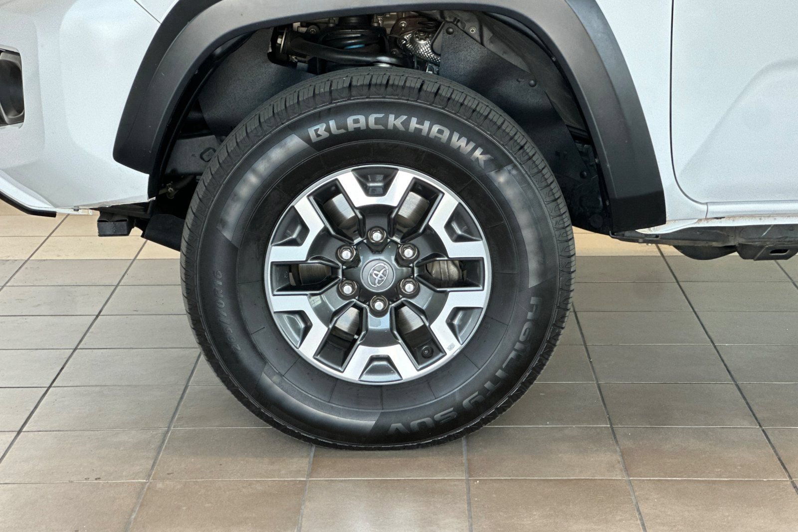 Certified 2022 Toyota Tacoma TRD Off-Road w/ Technology Package AWD/4WD image 25