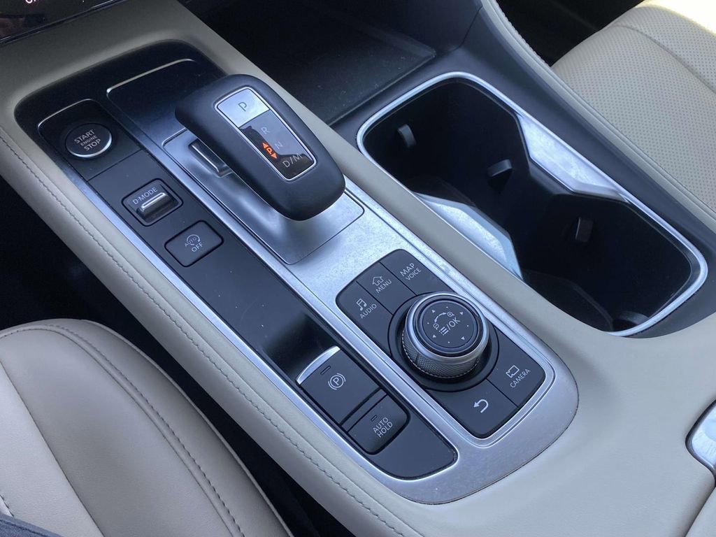 Used 2023 INFINITI QX60 Luxe w/ Vision Package image 28