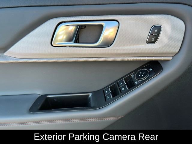 Used 2026 Ford Explorer Active w/ Active Comfort Package image 12