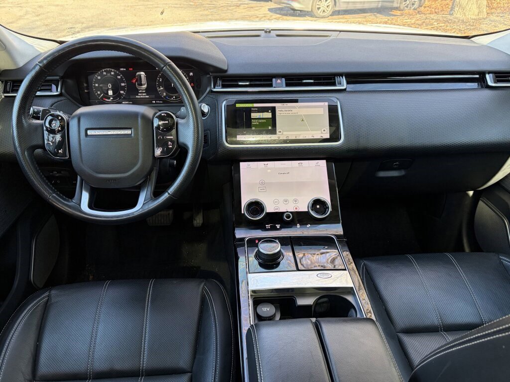 Used 2018 Land Rover Range Rover Velar S image 10