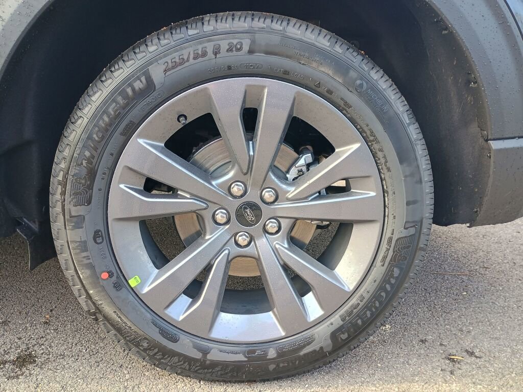 New 2026 Ford Explorer Active image 30