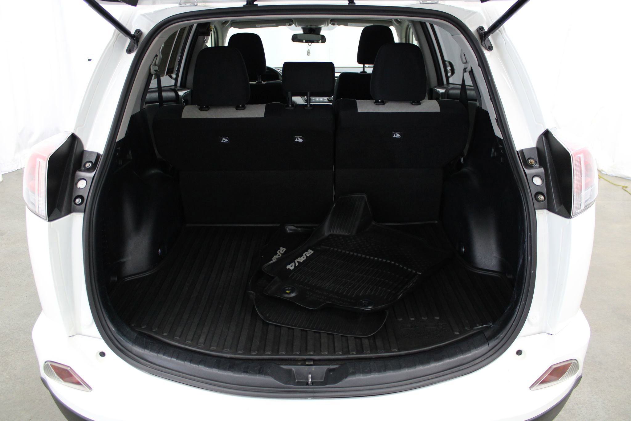 Used 2017 Toyota RAV4 XLE w/ Plus Special Value Package image 22