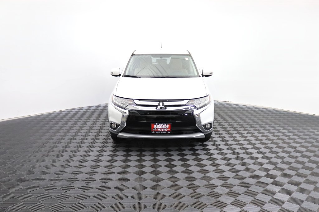Used 2016 Mitsubishi Outlander SE FWD image 2