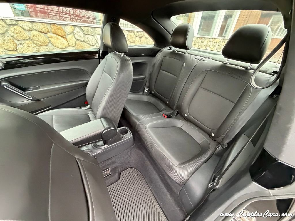 Used 2014 Volkswagen Beetle 2.5 image 22