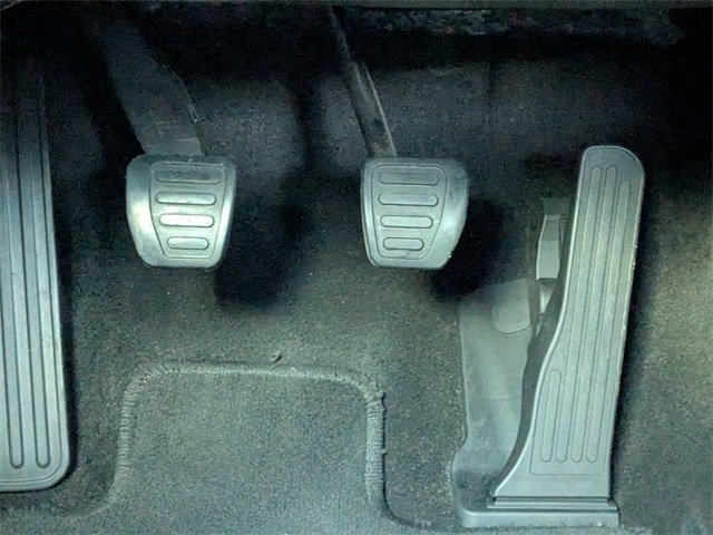 Used 2021 Chevrolet Camaro LT w/ 1LE Track Performance Package image 27