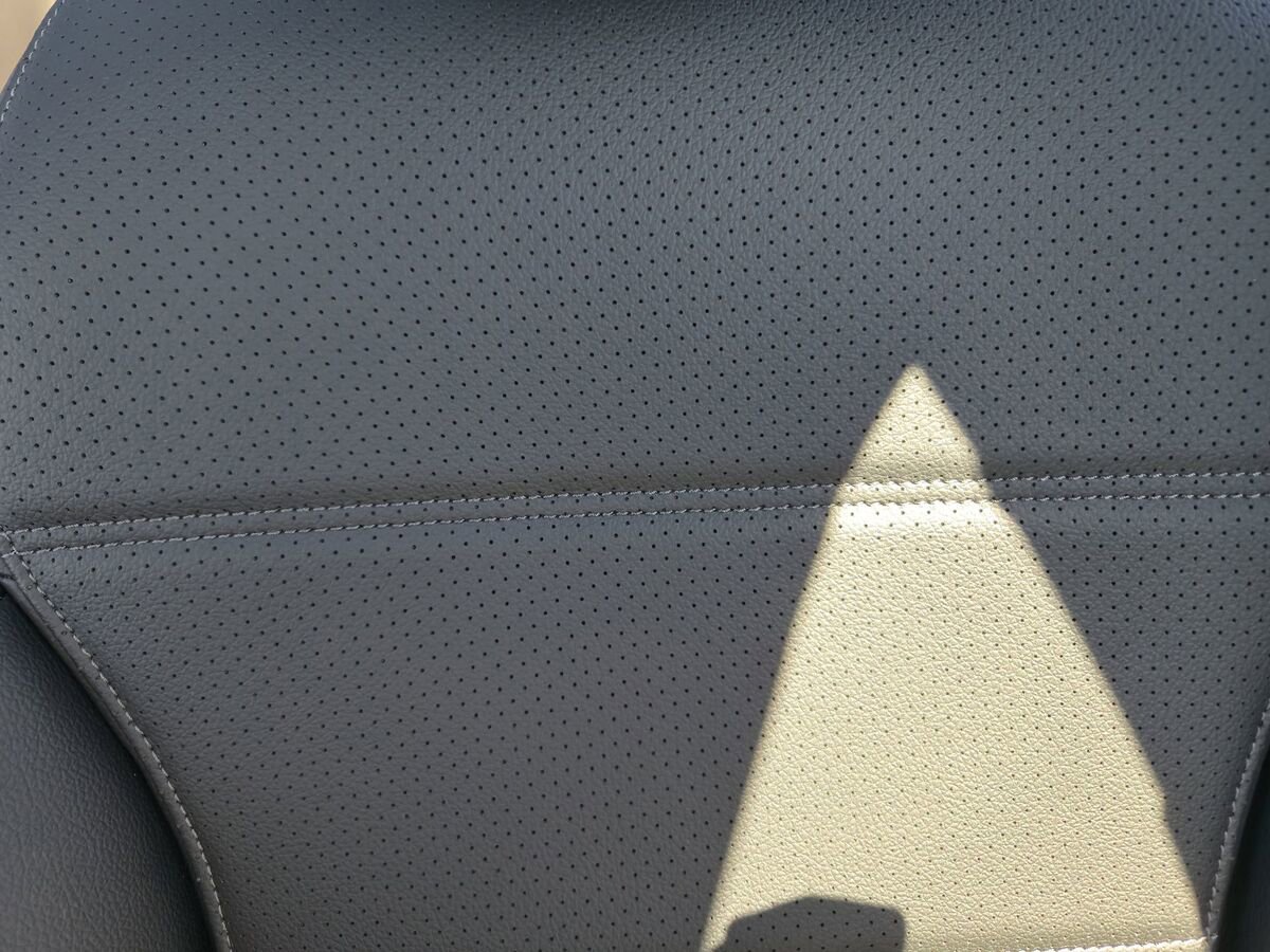 New 2025 Mercedes-Benz GLC 300 4MATIC image 24