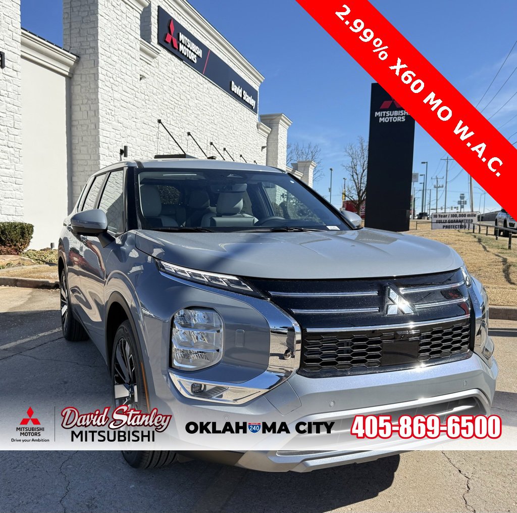 New 2026 Mitsubishi Outlander SE image 1