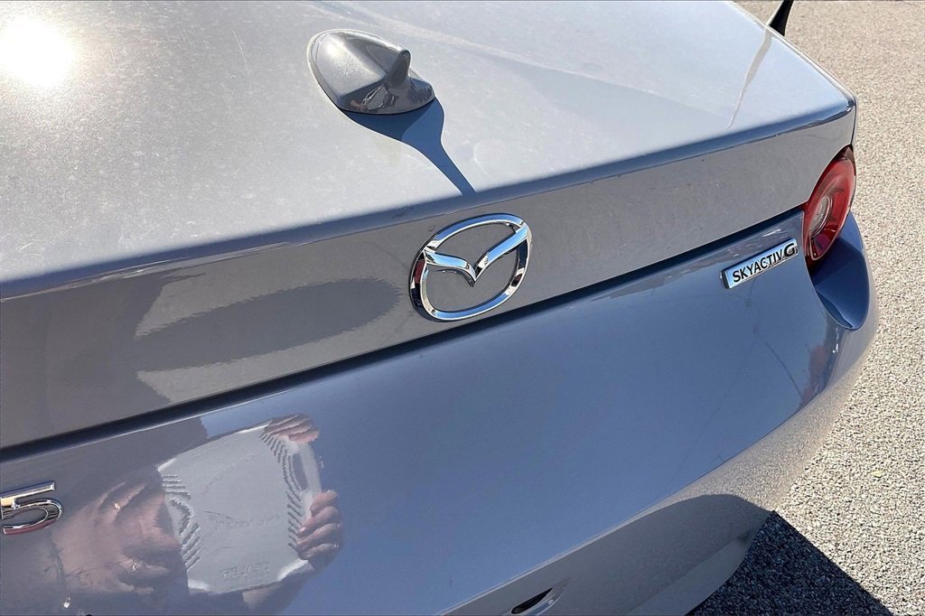 Used 2025 MAZDA MX-5 Miata RF Grand Touring image 10