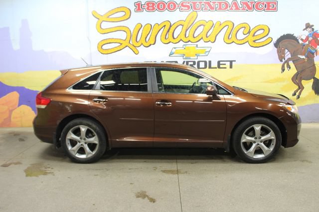 Used 2011 Toyota Venza AWD image 1