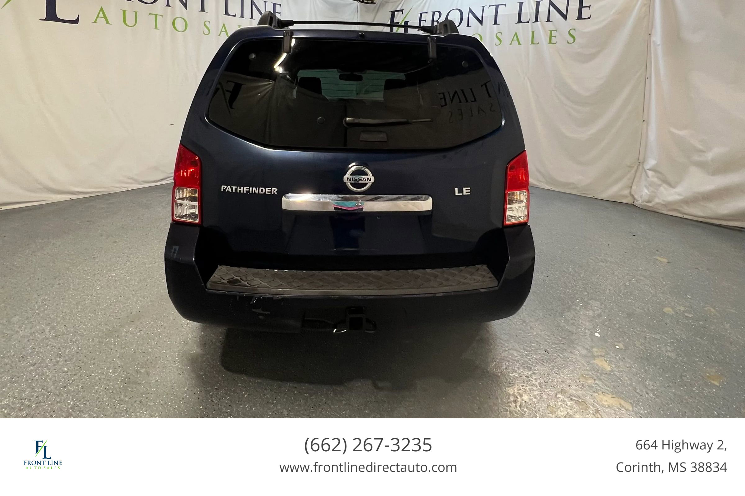 Used 2011 Nissan Pathfinder LE w/ Navigation Pkg image 6