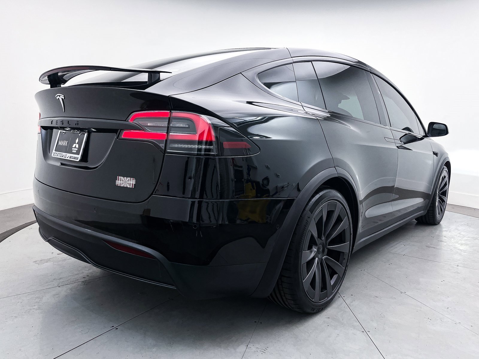 Used 2022 Tesla Model X Plaid image 16