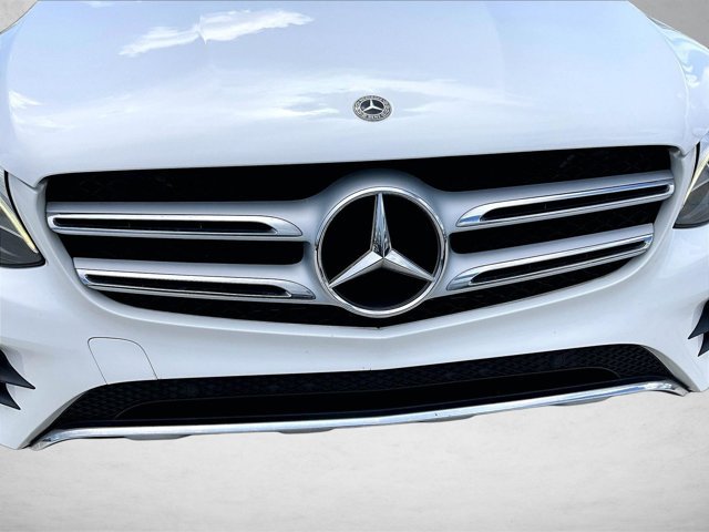 Used 2019 Mercedes-Benz GLC 300 4MATIC image 28
