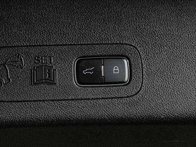 Used 2023 Lincoln Aviator Black Label w/ Class IV Trailer Tow Package AWD/4WD image 33