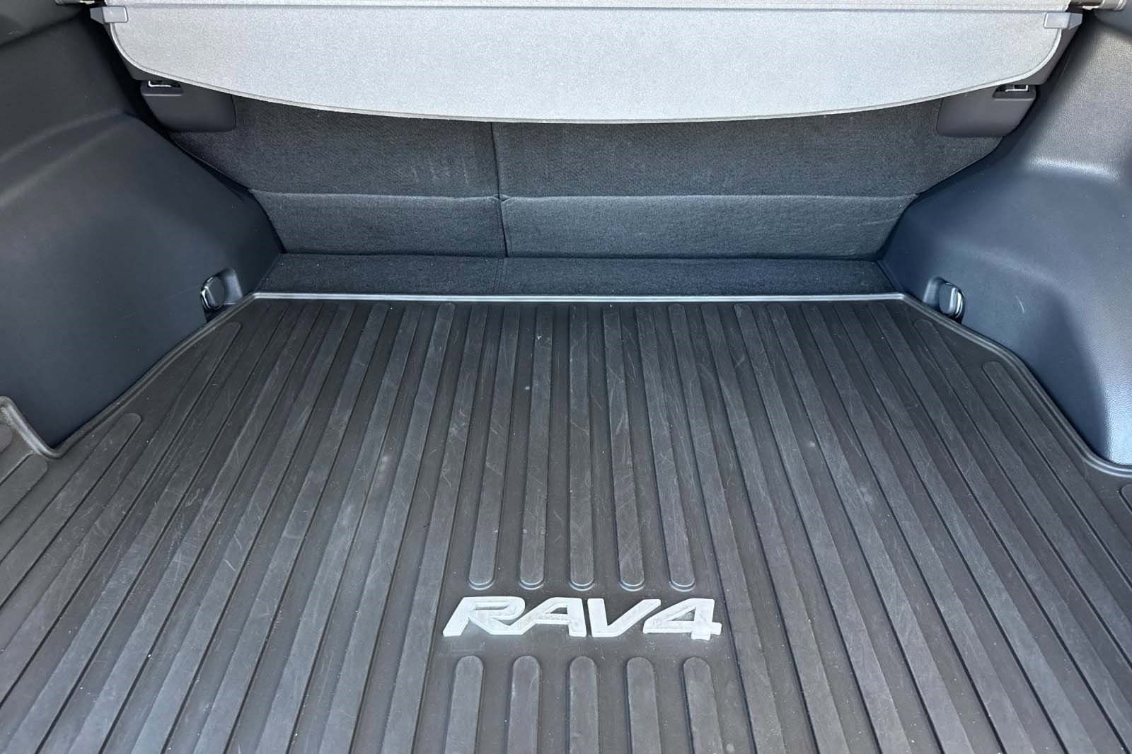 Certified 2019 Toyota RAV4 Limited w/ Advanced Technology Package FWD image 13