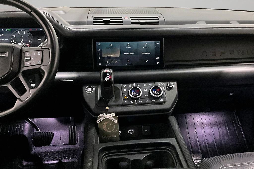 Used 2021 Land Rover Defender 110 X-Dynamic HSE image 9