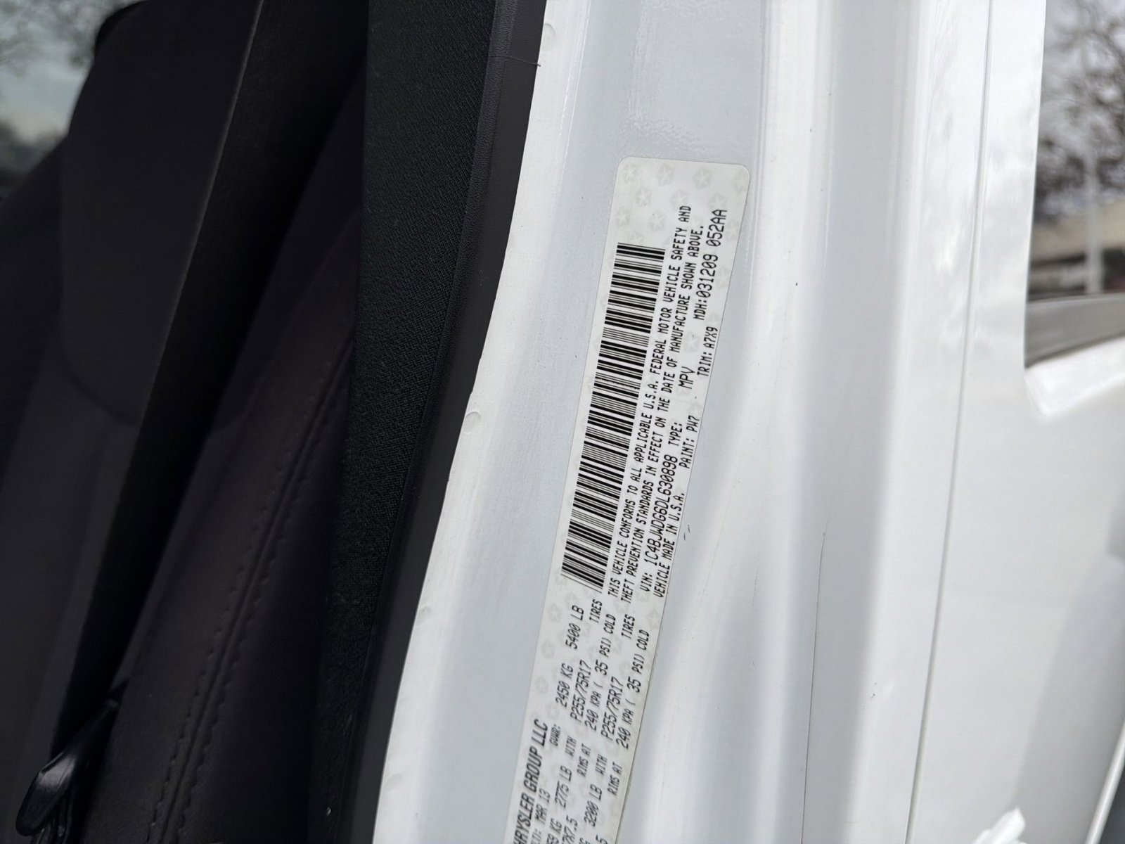 Used 2013 Jeep Wrangler Unlimited Sport image 17