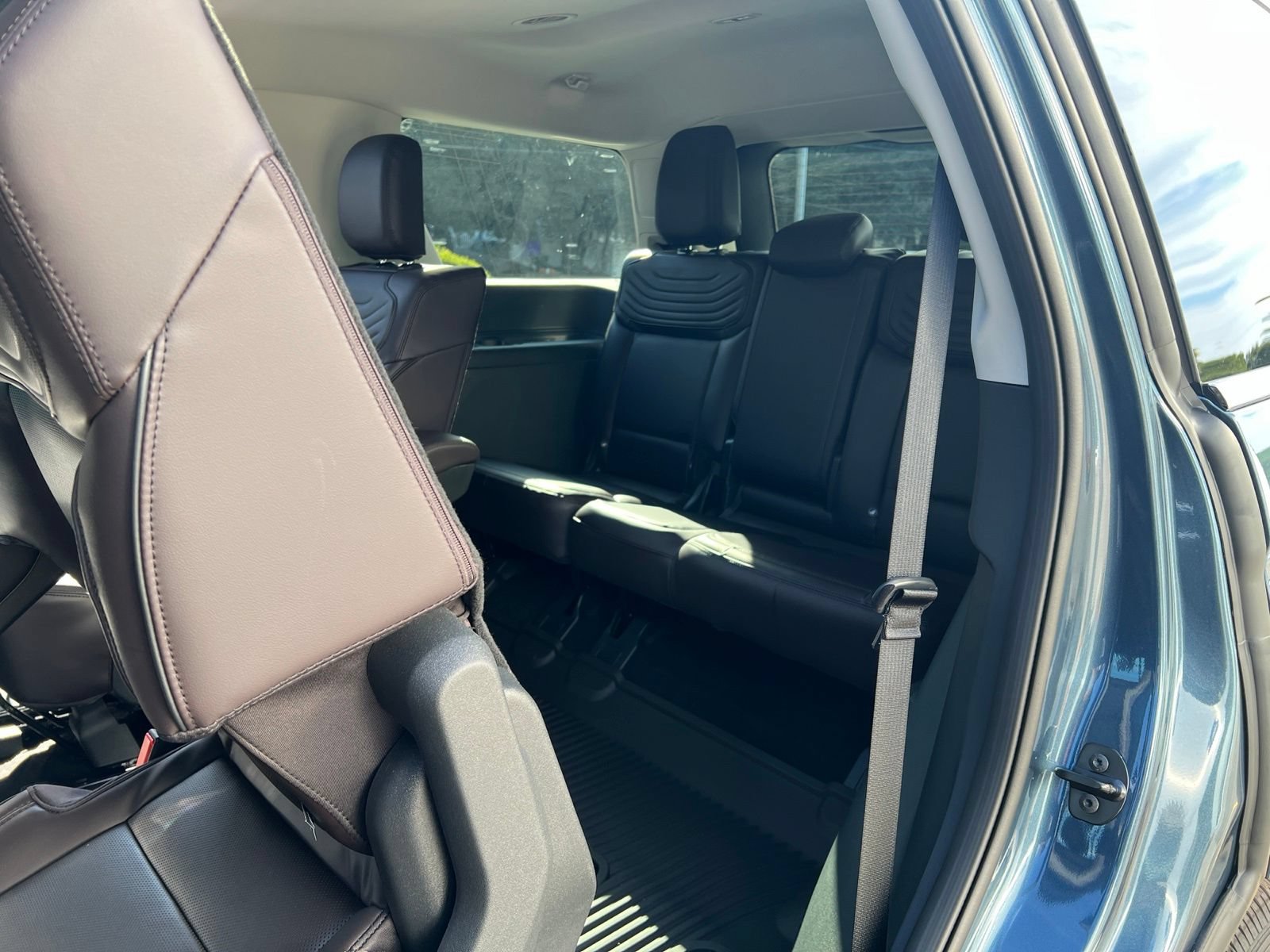 New 2027 Ford Expedition Platinum w/ Platinum Ultimate Package AWD/4WD image 15