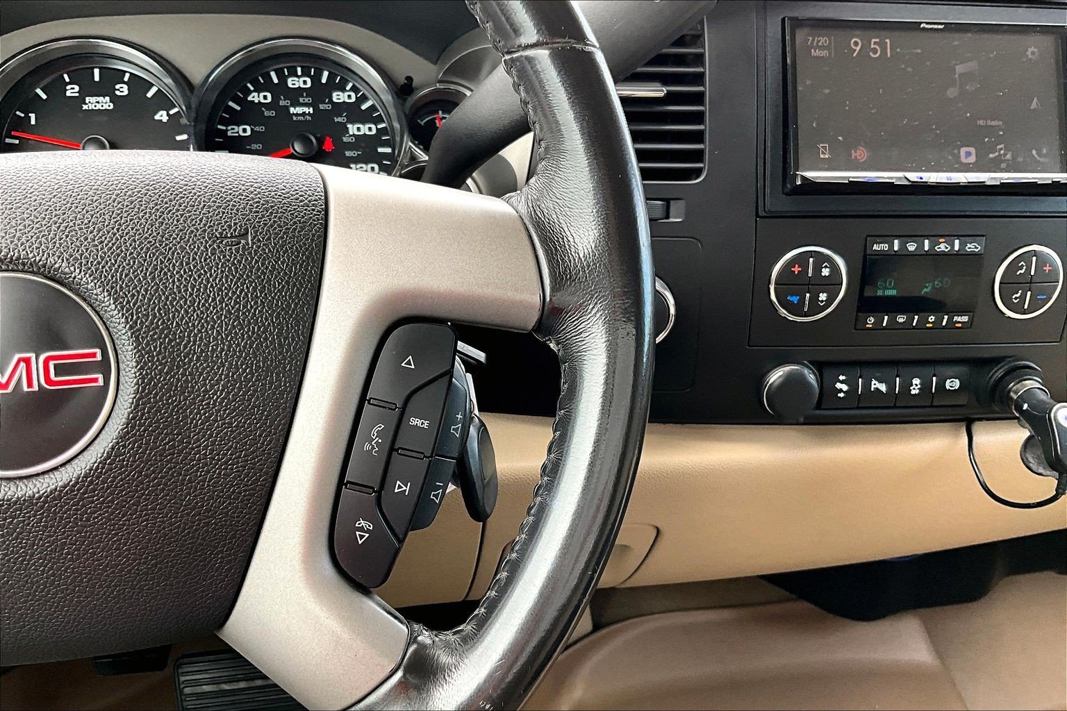 Used 2014 GMC Sierra 2500 SLE w/ Texas Edition AWD/4WD image 20