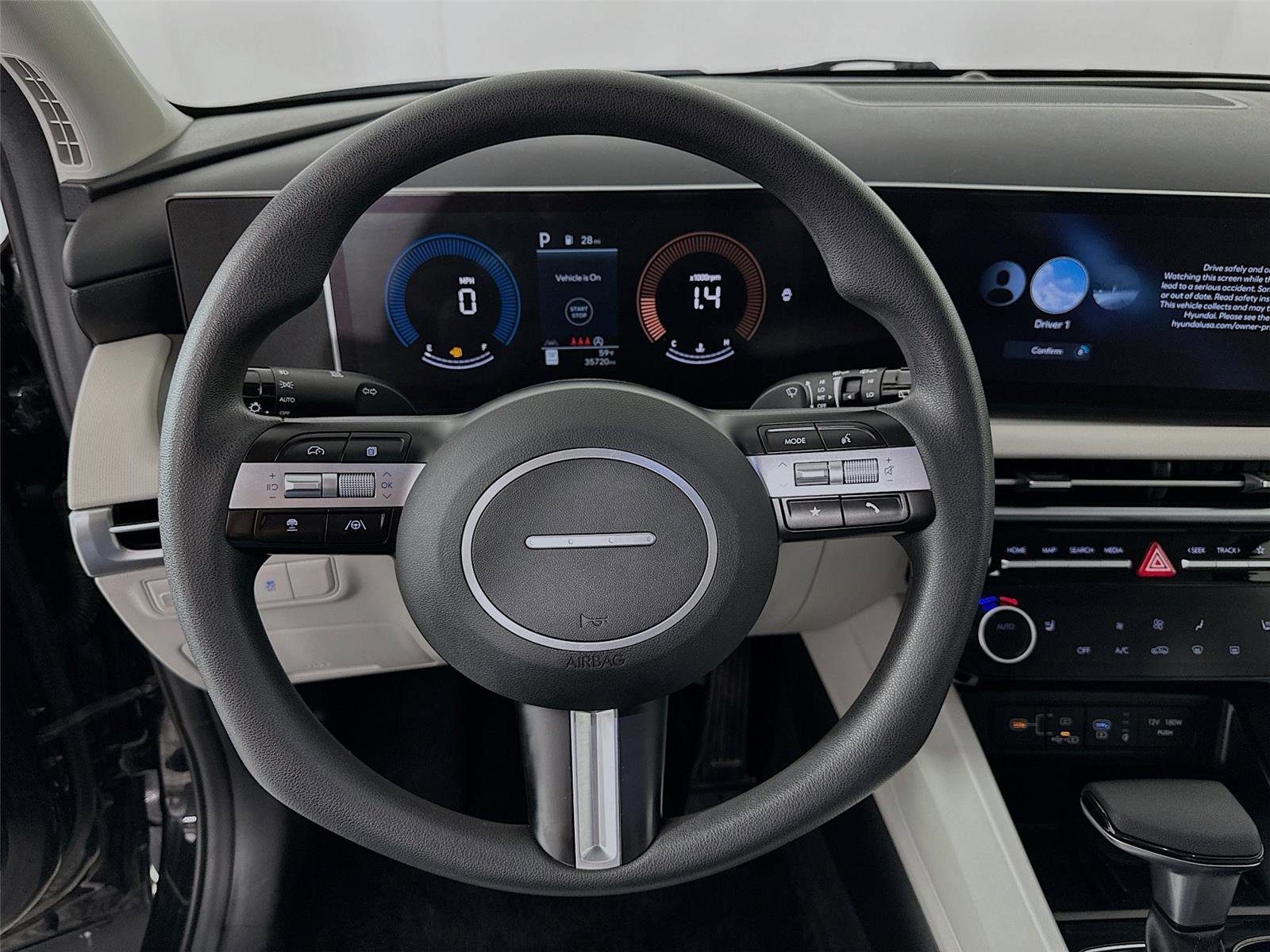 Used 2025 Hyundai Tucson SEL image 18