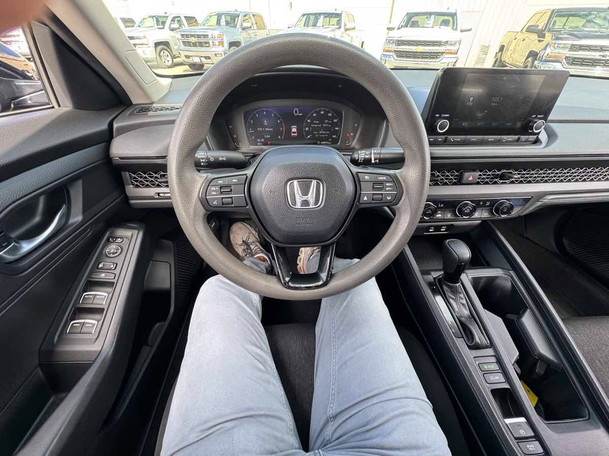 Used 2023 Honda Accord LX image 33