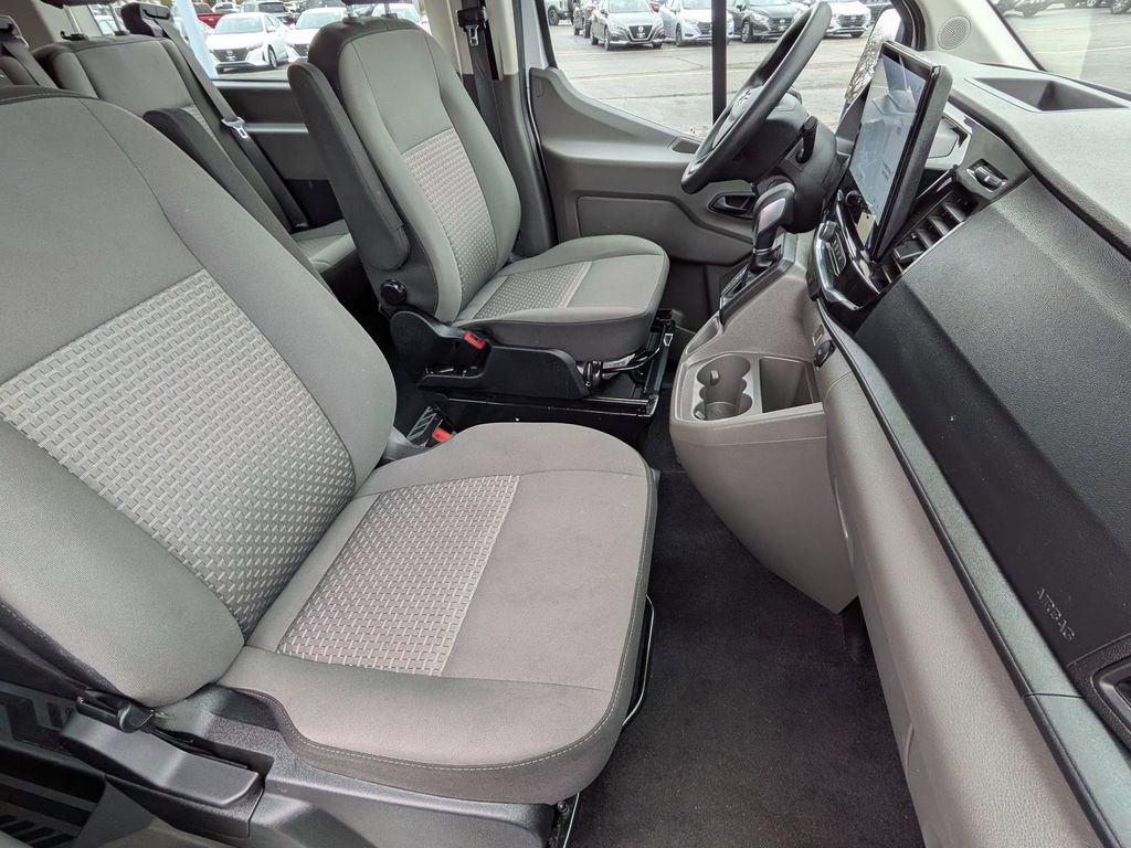 Used 2024 Ford Transit 350 XLT image 22
