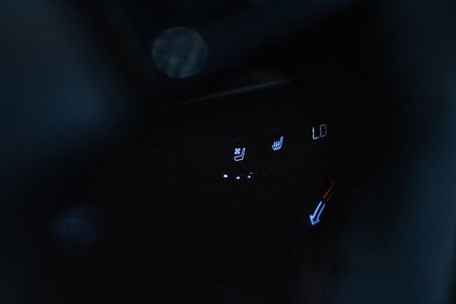 Used 2018 Chevrolet Camaro ZL1 image 27