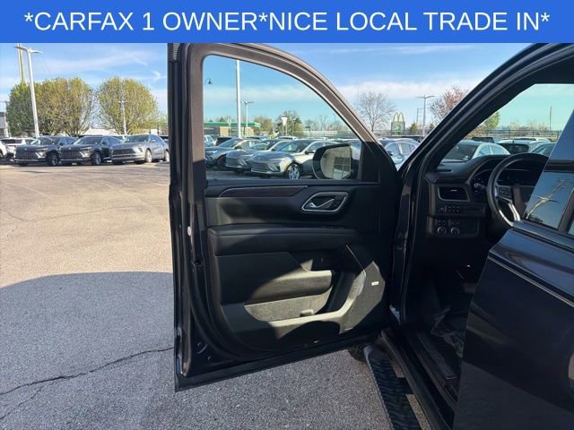 Used 2023 Chevrolet Suburban Z71 w/ Luxury Package AWD/4WD image 23
