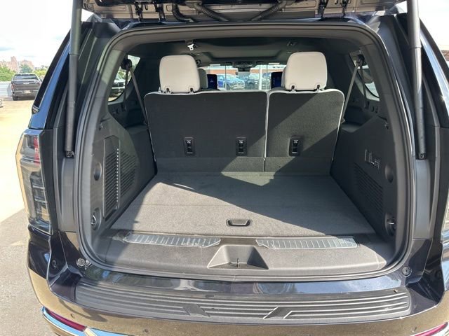 New 2025 Chevrolet Suburban Premier image 15